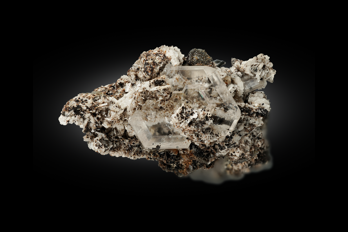 Catapleiite, Albite