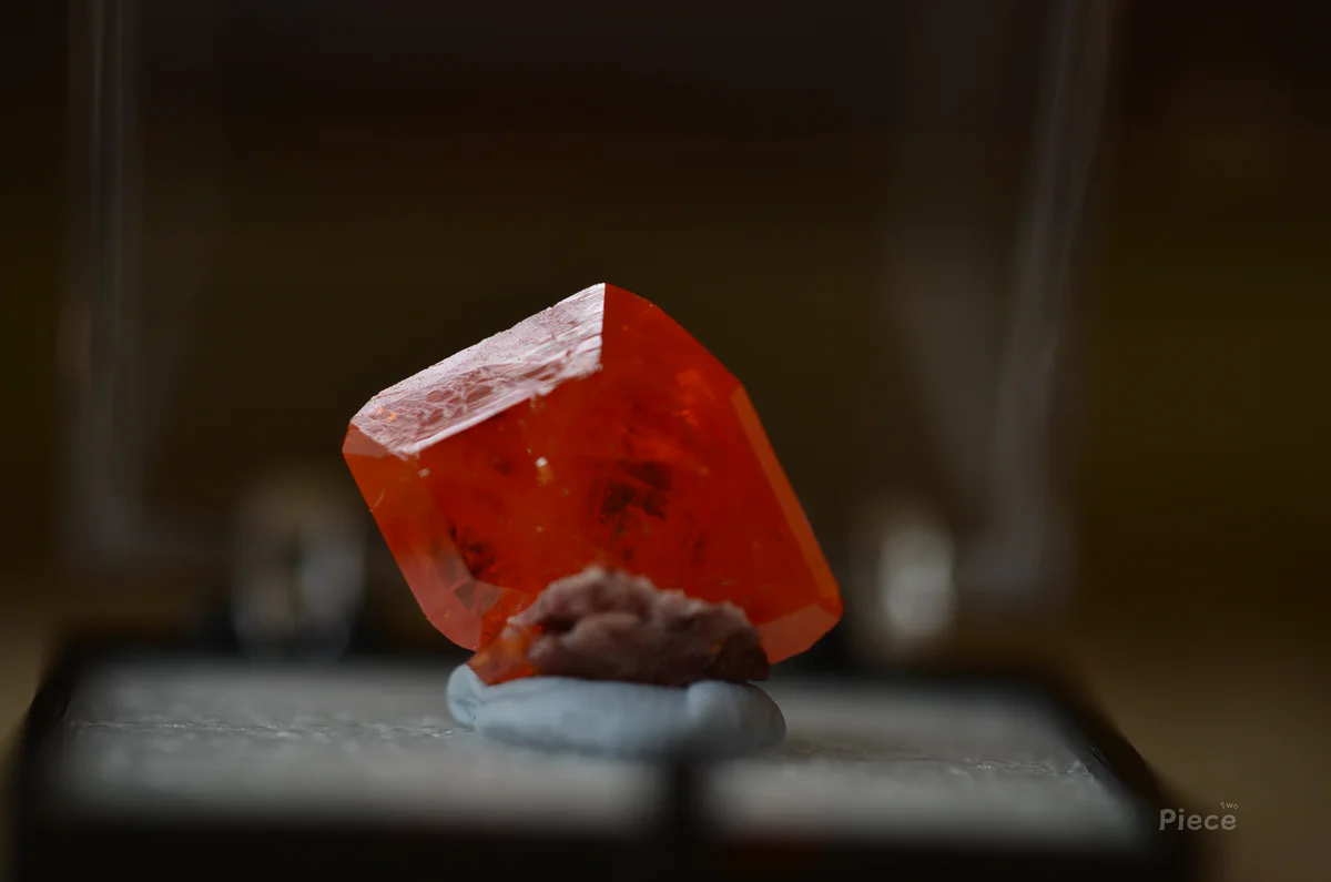 Wulfenite