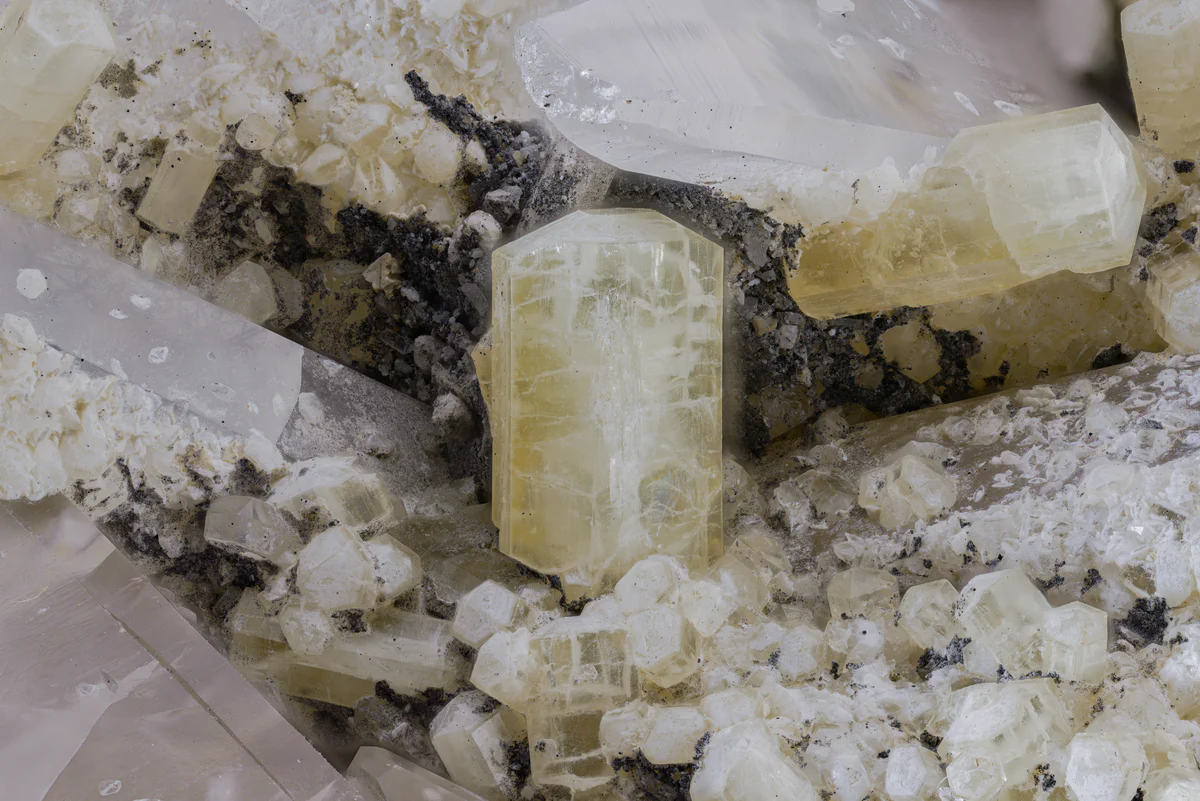 Thaumasite, Calcite