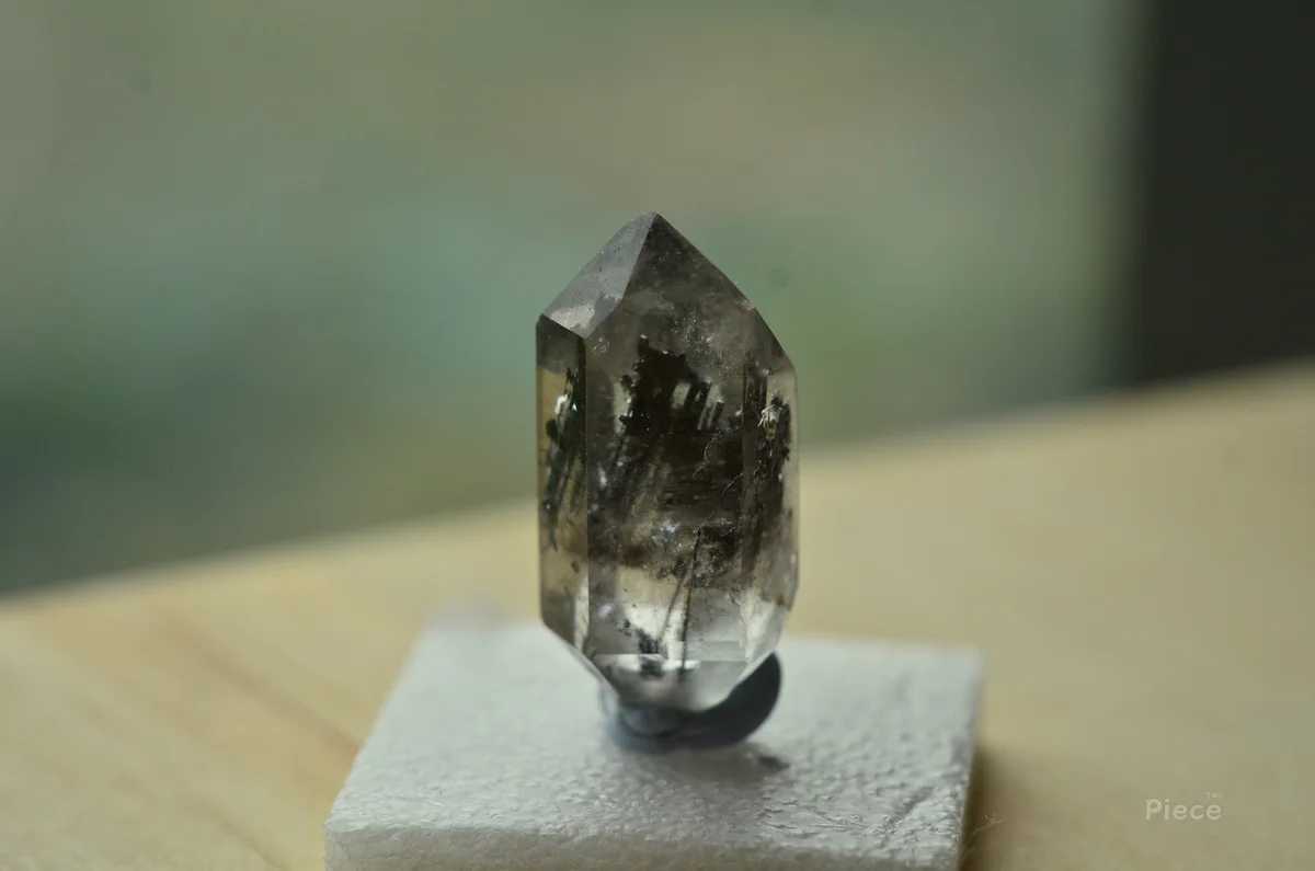 Quartz, Graphite