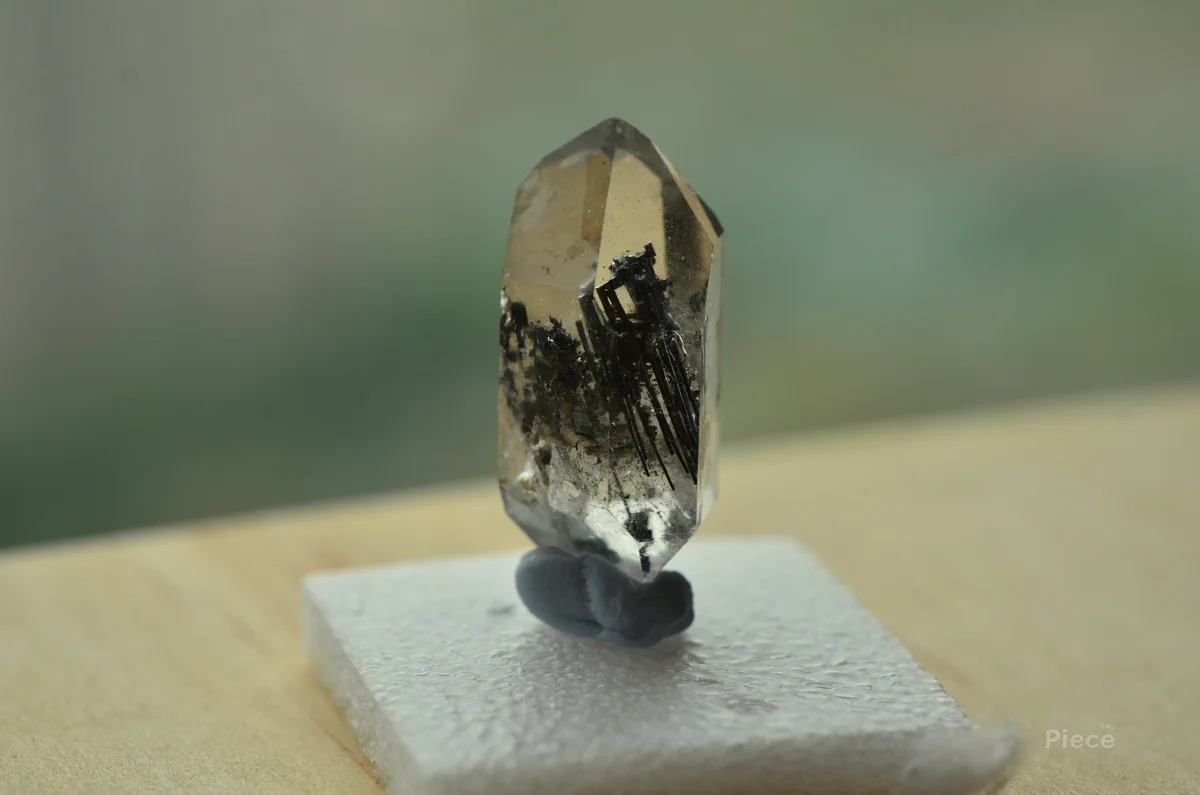 Quartz, Graphite