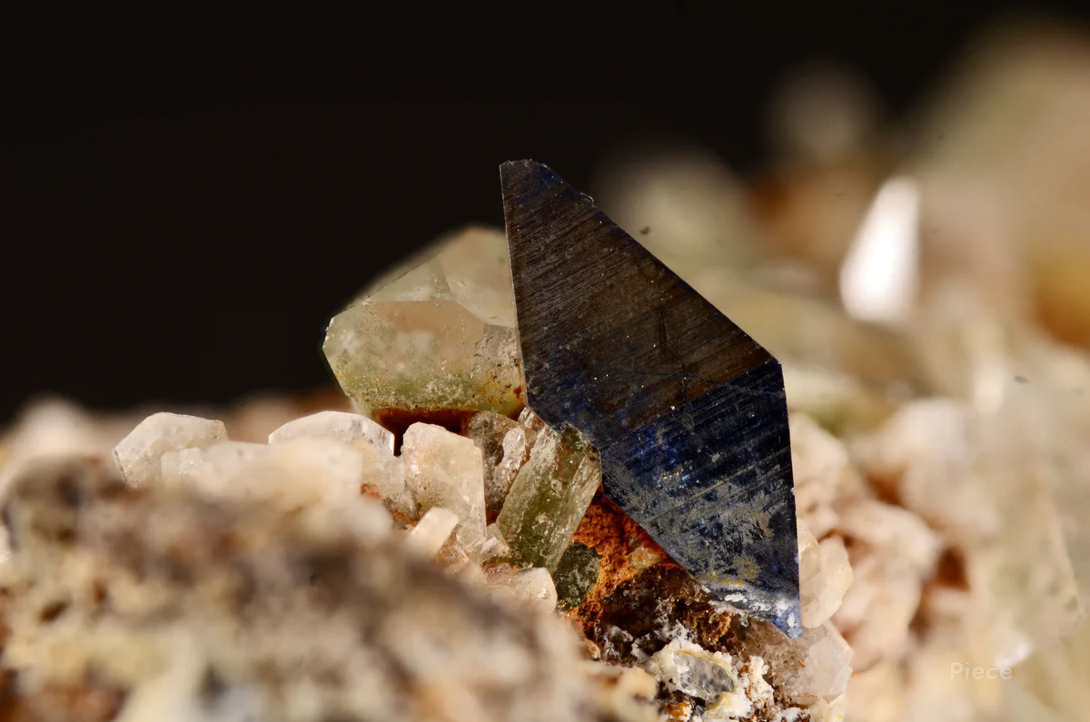 Anatase, Quartz