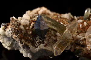Anatase, Quartz
