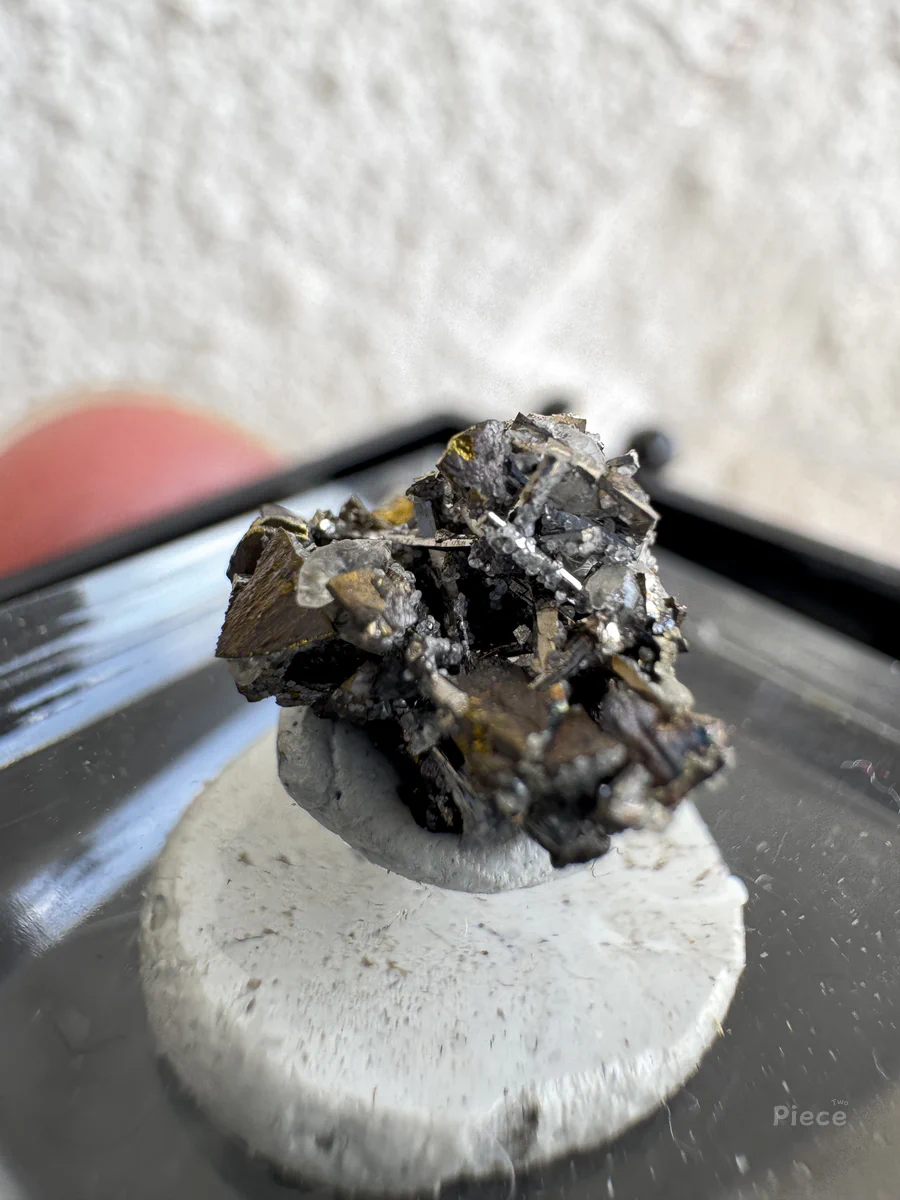 Grimmite, Chalcopyrite, Calcite