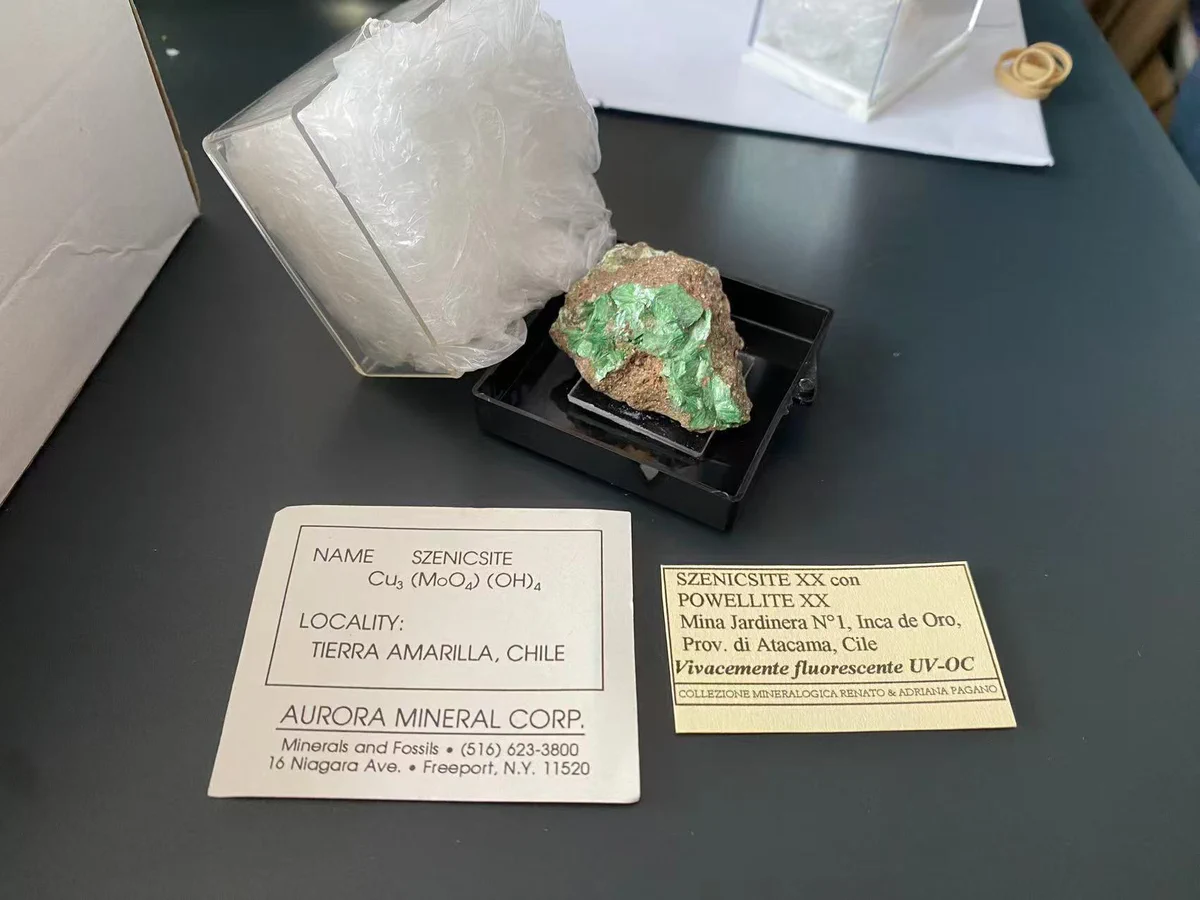 Szenicsite