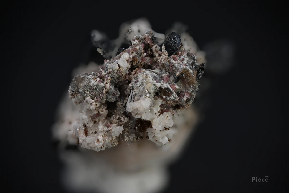 Petarasite