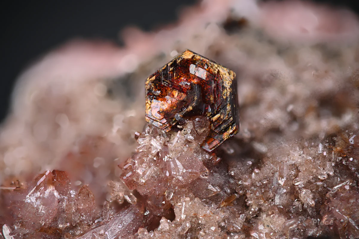 Shigaite, Rhodochrosite