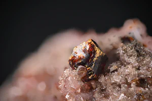Shigaite, Rhodochrosite