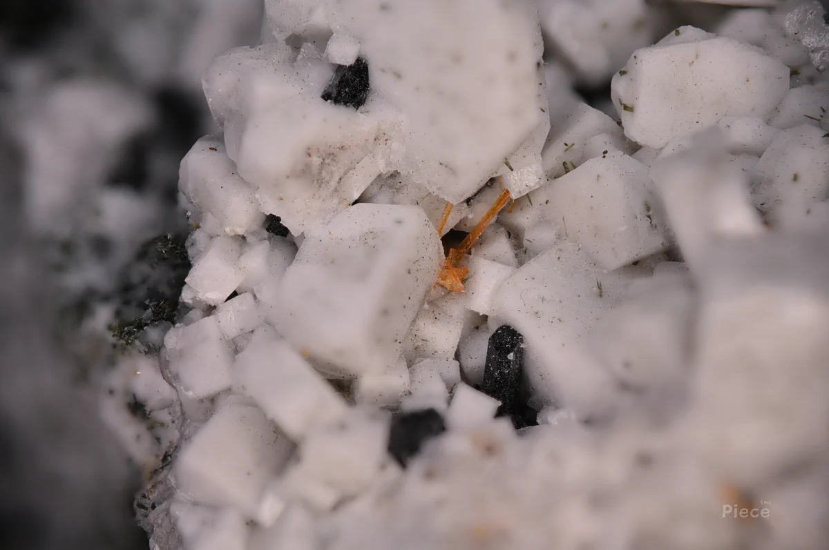 Labuntsovite-Mn, Feldspar Group