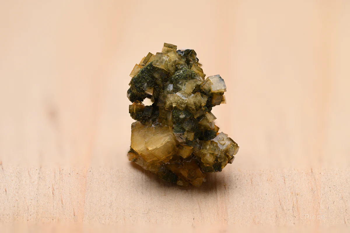 Chabazite-Ca, Epidote
