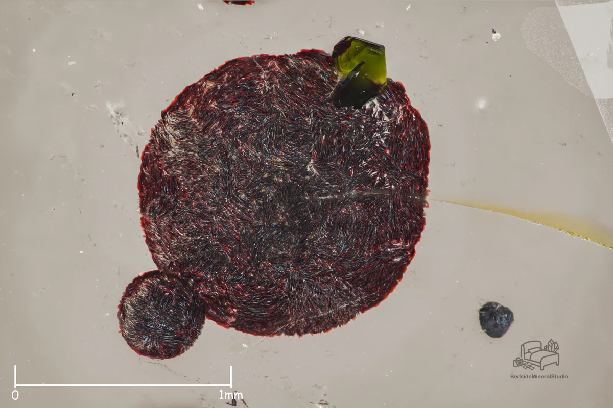 Quartz, Hematite, Epidote