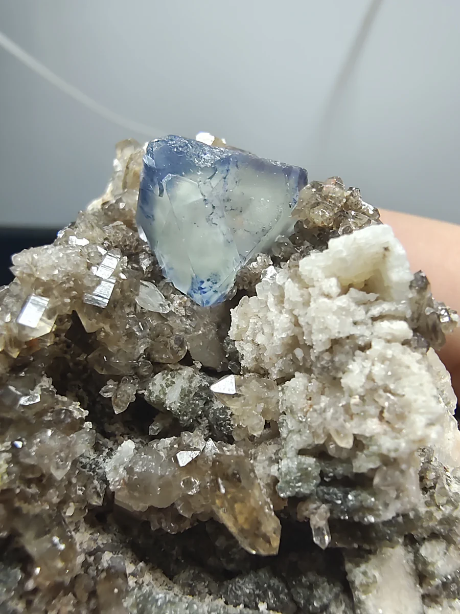 Fluorite, Quartz, K Feldspar