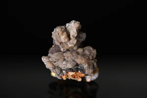 Stolzite