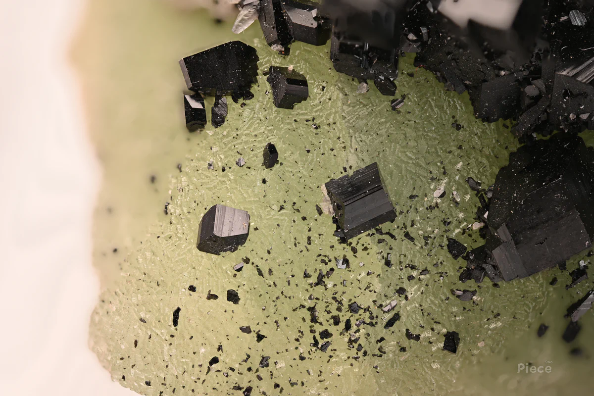 Babingtonite, Prehnite
