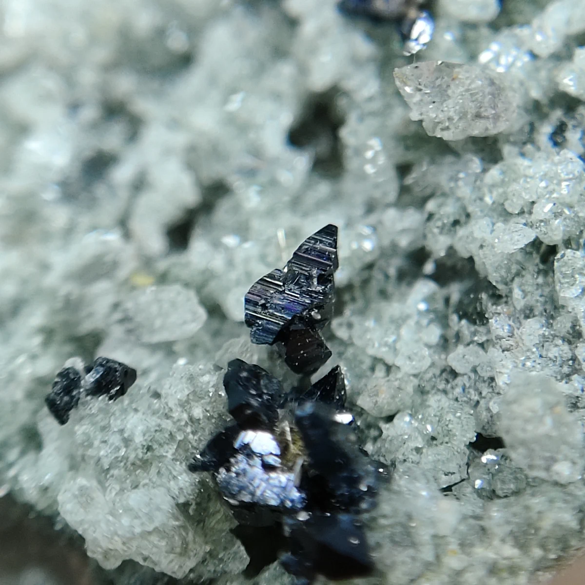 Anatase, Rutile, Quartz