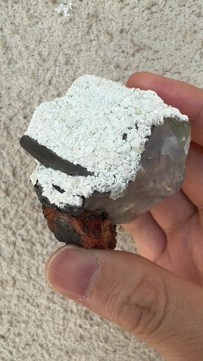 Calcite, Ettringite